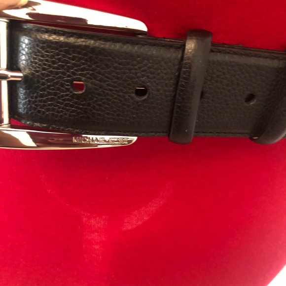 Michael Kors Black Leather Belt w/ Silver Buckle - Picture 2 of 14